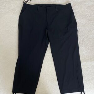 Eddie Bauer Women's Black Cropped Pants